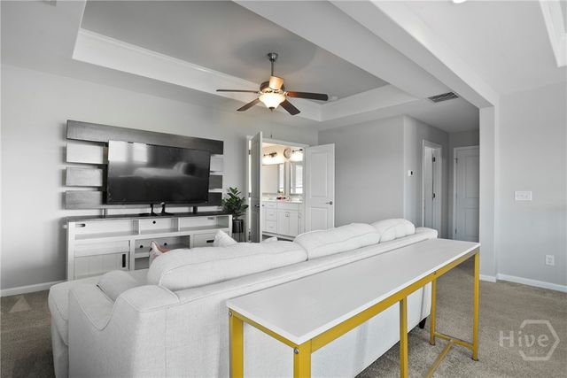 11 Shoefstall Street, Savannah, GA 31407