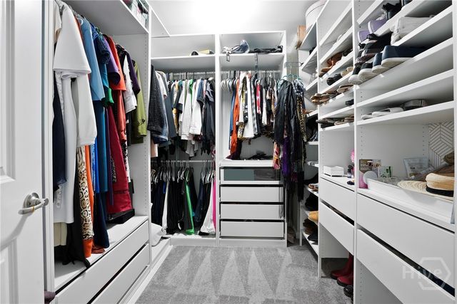 11 Shoefstall Street, Savannah, GA 31407