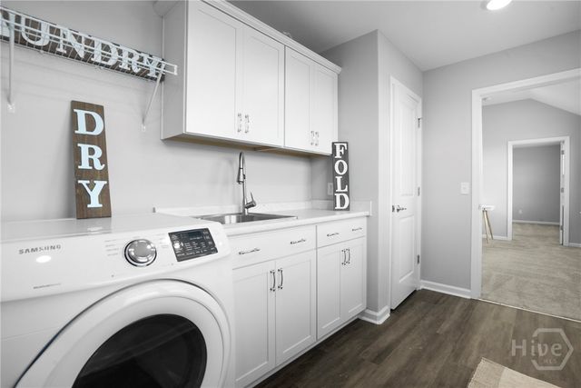 11 Shoefstall Street, Savannah, GA 31407