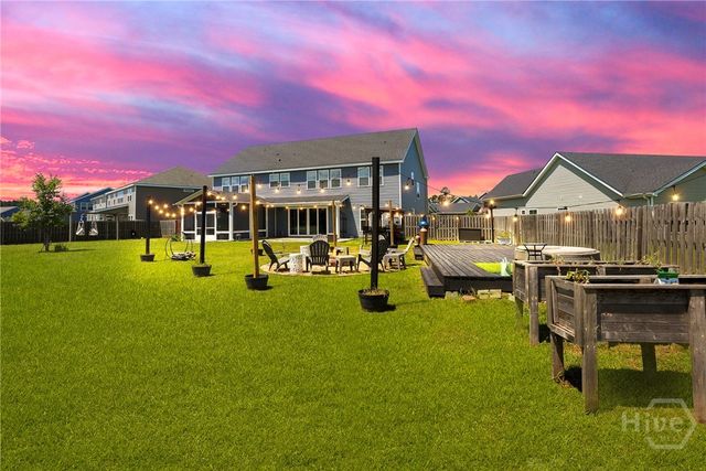 11 Shoefstall Street, Savannah, GA 31407