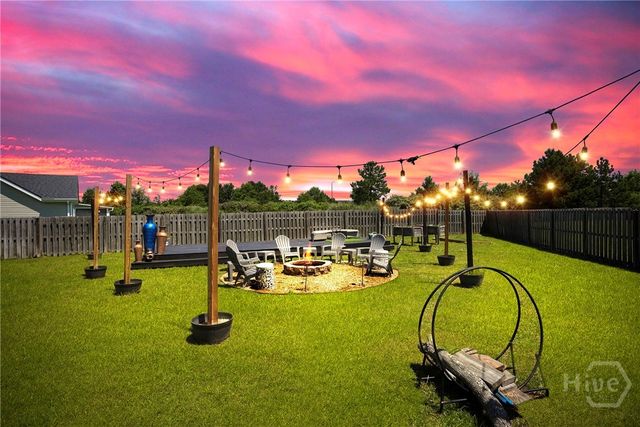 11 Shoefstall Street, Savannah, GA 31407