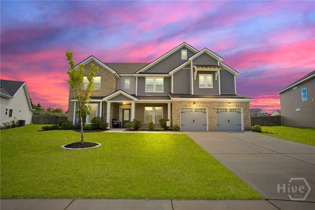 11 Shoefstall Street, Savannah, GA 31407