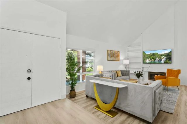 24282 Sunnybrook Circle, Lake Forest, CA 92630