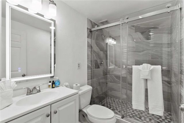 24282 Sunnybrook Circle, Lake Forest, CA 92630