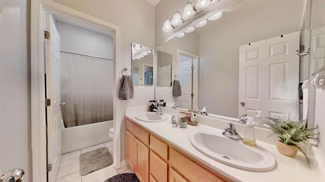 3775 Stoneyford Rd, West Sacramento, CA 95691