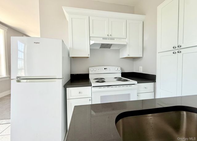 132 W Boston Post Road 5, Mamaroneck, NY 10543