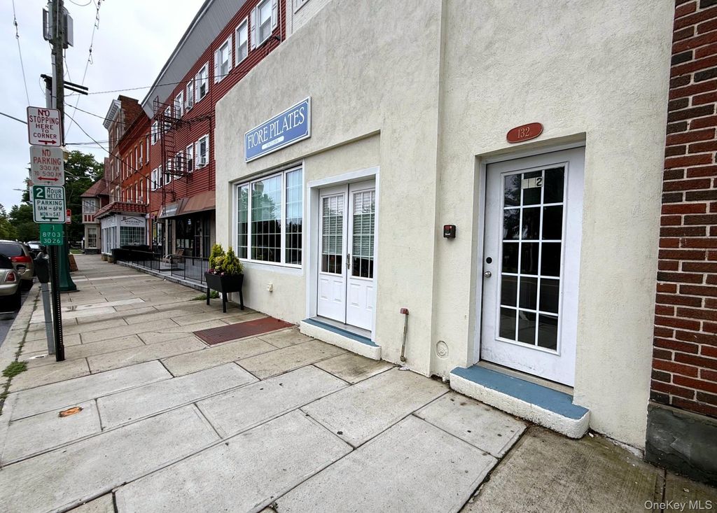 132 W Boston Post Road 5, Mamaroneck, NY 10543