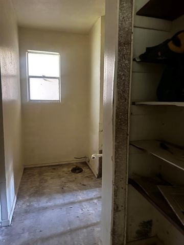 7214 Whippoorwill Lane, Texas City, TX 77591