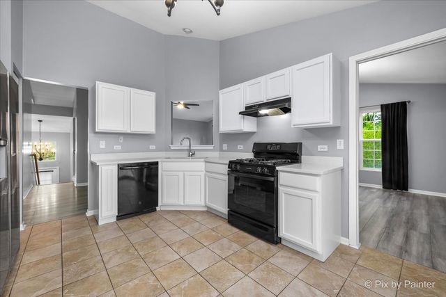 3302 Bromley Lane, Aurora, IL 60502