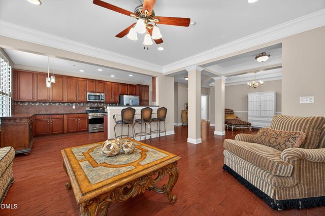 9211 Calabria Drive 112, Raleigh, NC 27617