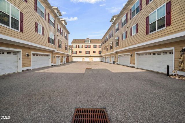 9211 Calabria Drive 112, Raleigh, NC 27617