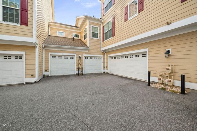 9211 Calabria Drive 112, Raleigh, NC 27617