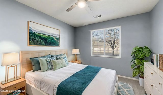 2602 Aristocrat Pl 101, Louisville, KY 40299