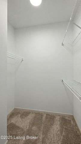 2602 Aristocrat Pl 101, Louisville, KY 40299