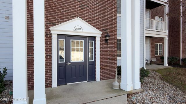 2602 Aristocrat Pl 101, Louisville, KY 40299