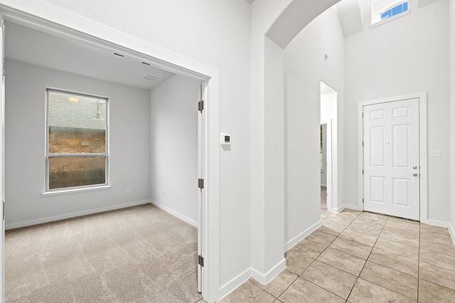136 Tailwind DR, Kyle, TX 78640