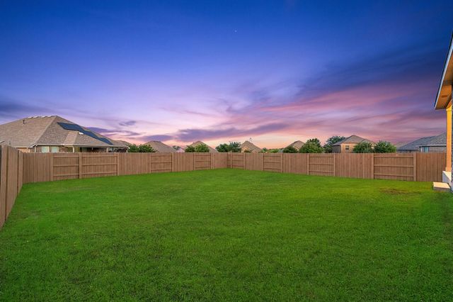 136 Tailwind DR, Kyle, TX 78640