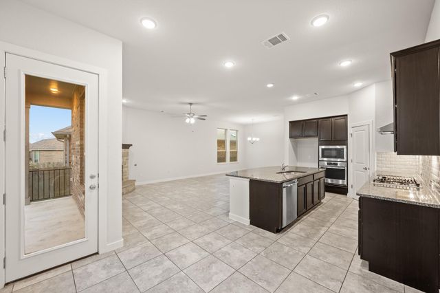 136 Tailwind DR, Kyle, TX 78640