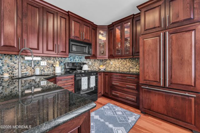 20 Brianna Court 20, Atlantic Highlands, NJ 07716