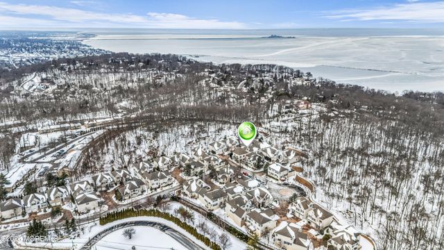 20 Brianna Court 20, Atlantic Highlands, NJ 07716