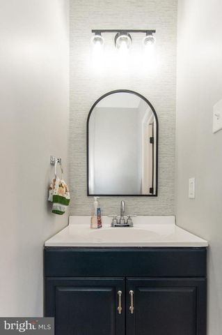 410 AVENUE D, Horsham, PA 19044