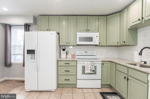 410 AVENUE D, Horsham, PA 19044