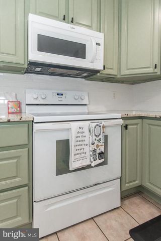 410 AVENUE D, Horsham, PA 19044