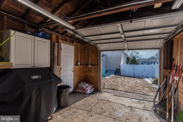 410 AVENUE D, Horsham, PA 19044