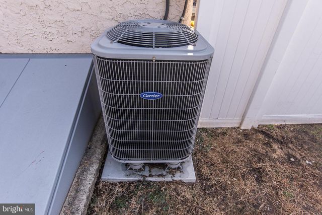 410 AVENUE D, Horsham, PA 19044