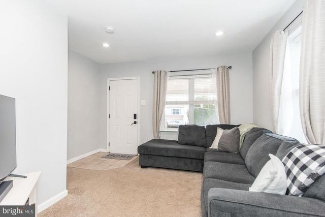 410 AVENUE D, Horsham, PA 19044