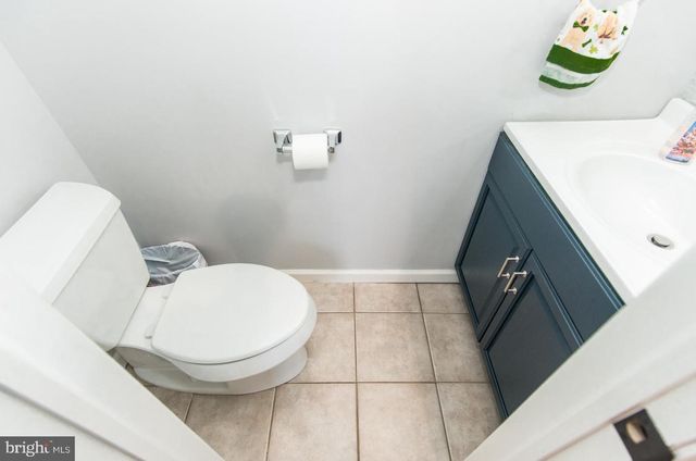 410 AVENUE D, Horsham, PA 19044