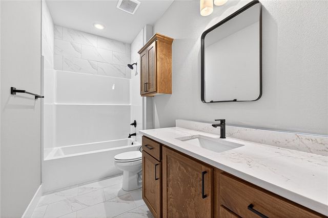 12 Annabell Lane, Bella Vista, AR 72715