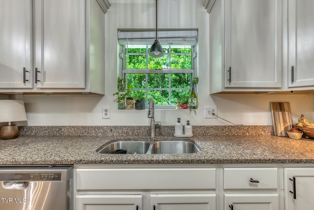 45 Parrish Drive, Greeneville, TN 37743