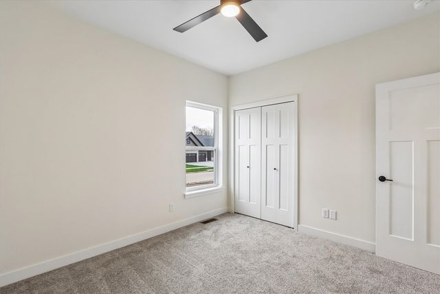1001 Highland Trail, Solon, IA 52333