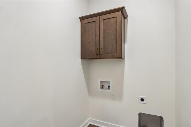 1001 Highland Trail, Solon, IA 52333