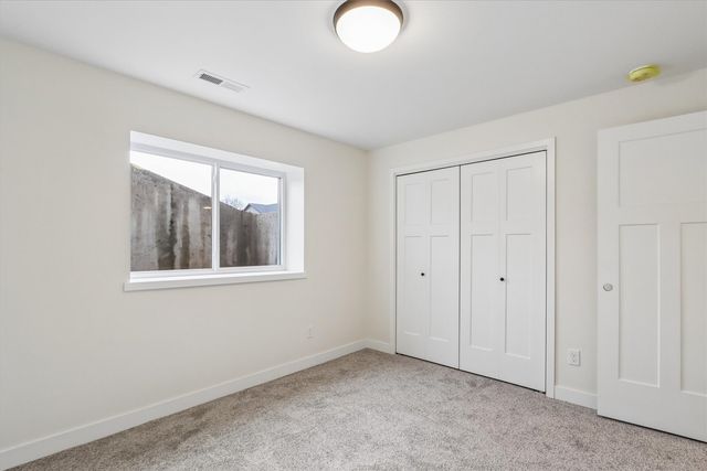 1001 Highland Trail, Solon, IA 52333