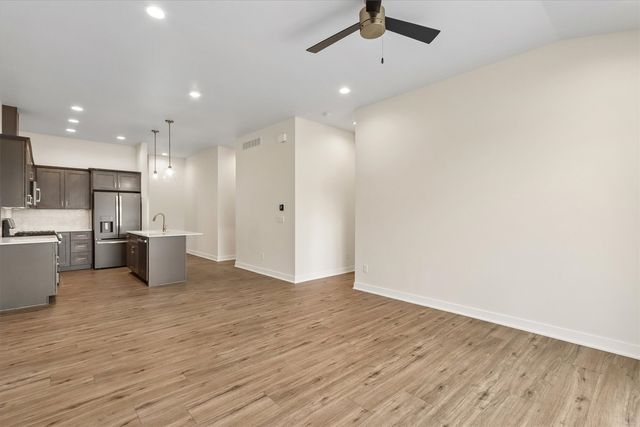 1001 Highland Trail, Solon, IA 52333