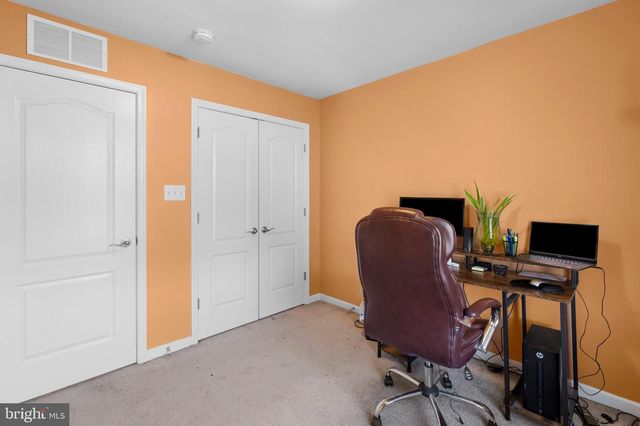 8853 DELEGGE RD, Baltimore, MD 21237