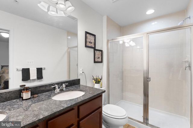 8853 DELEGGE RD, Baltimore, MD 21237