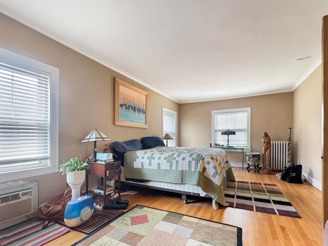 934 Fair Oaks Avenue, Oak Park, IL 60302