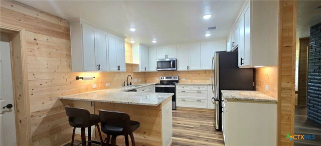 110 Live Oak Street, Gonzales, TX 78629