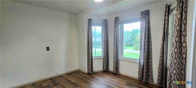 110 Live Oak Street, Gonzales, TX 78629