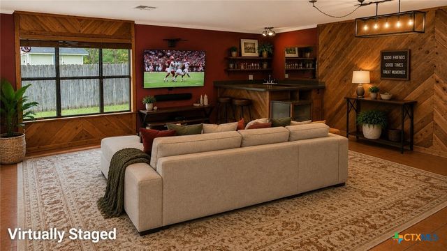 110 Live Oak Street, Gonzales, TX 78629