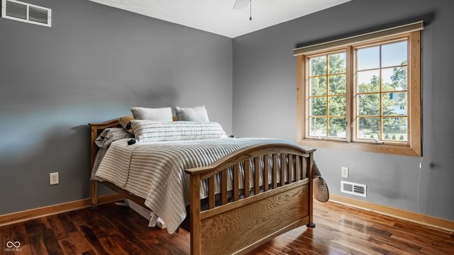 2691 Deer Run, Zionsville, IN 46077