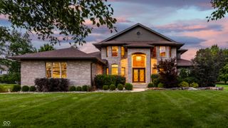 2691 Deer Run, Zionsville, IN 46077