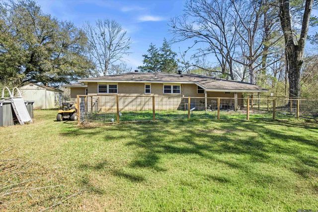 1943 Trinity Church Ln, Jackson, LA 70748