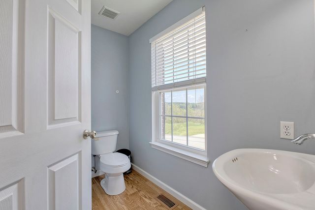 8447 Walthour DRIVE, North Huntingdon, PA 15642