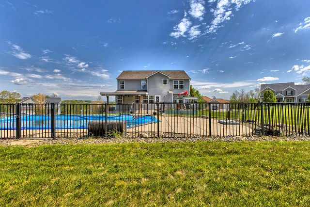 8447 Walthour DRIVE, North Huntingdon, PA 15642
