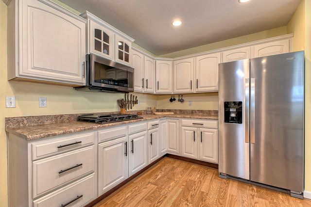 8447 Walthour DRIVE, North Huntingdon, PA 15642