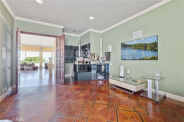 16015 Jeanne Ln, Encino, CA 91436